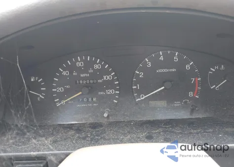 1993 Nissan Sentra E/Xe/Gxe z USA, uszkodzony, nr VIN 1N4EB31F4PC731095